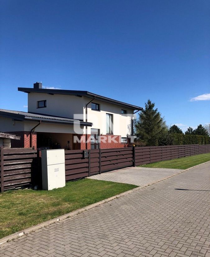 Mostaičių g. Leliai - 18